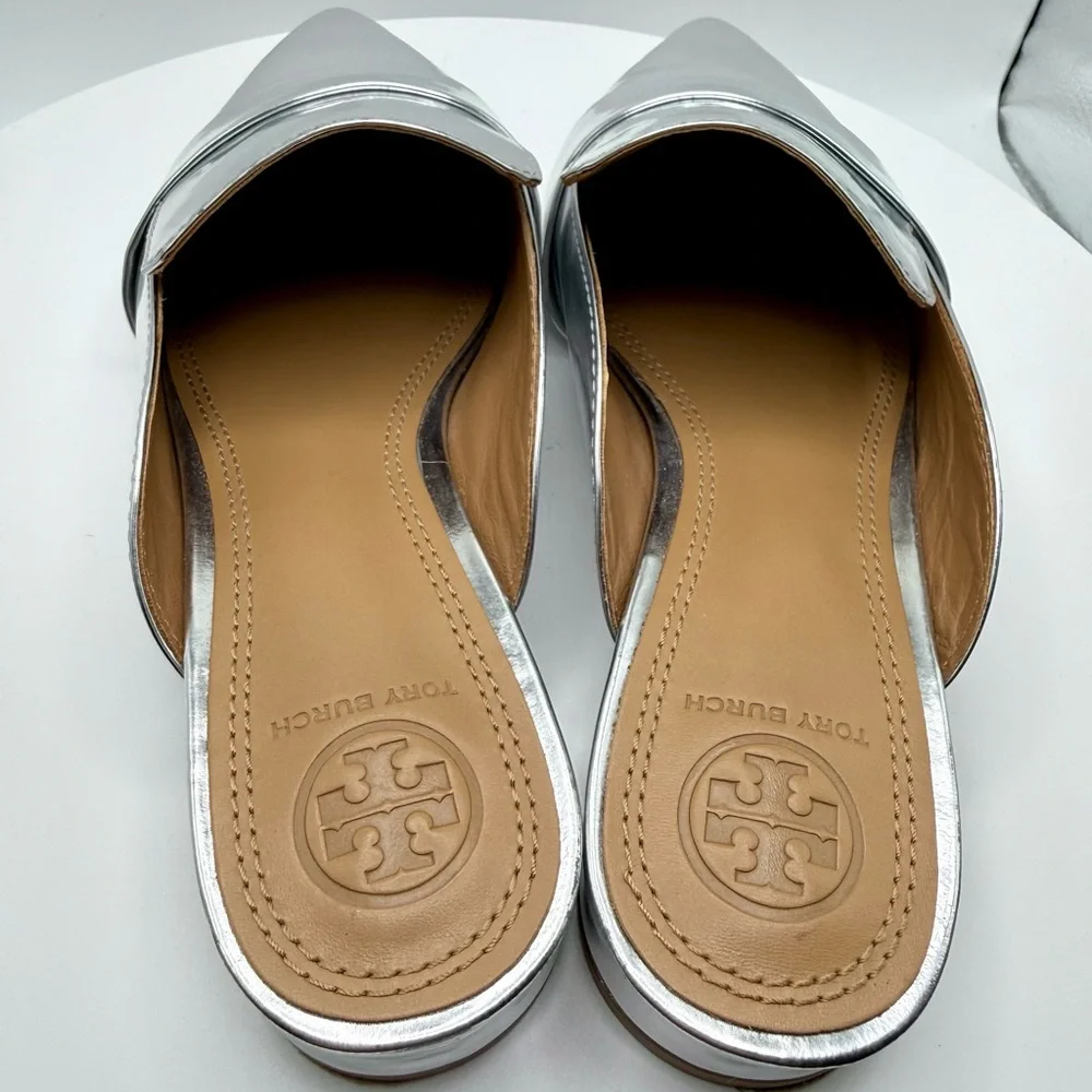 Tory Burch Rosalind Pointed-toe mule‎ in Metallic Silver Leather Size 6.5